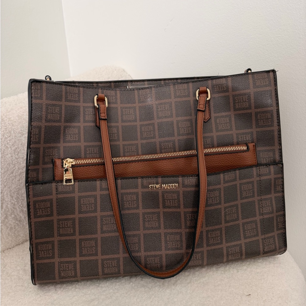 Steve Madden Brown Logo-Print Tote with Tan Trim